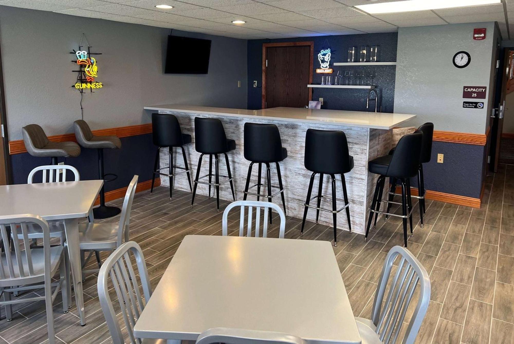 Americinn By Wyndham Manitowoc Ngoại thất bức ảnh